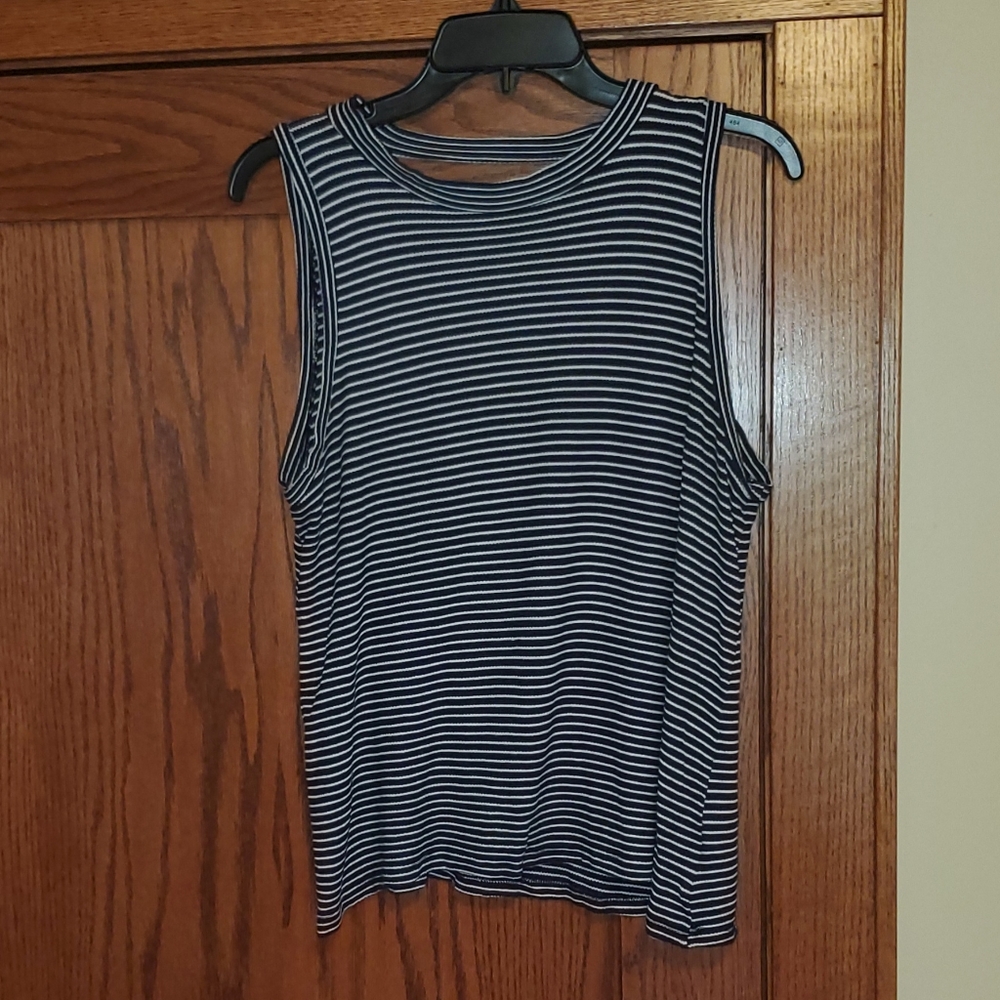 Peyton Jensen sleeveless top